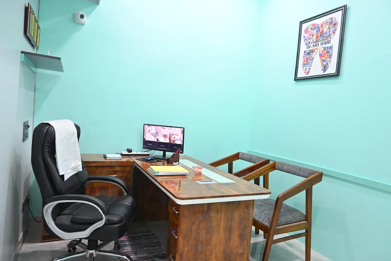 patient consultation desk